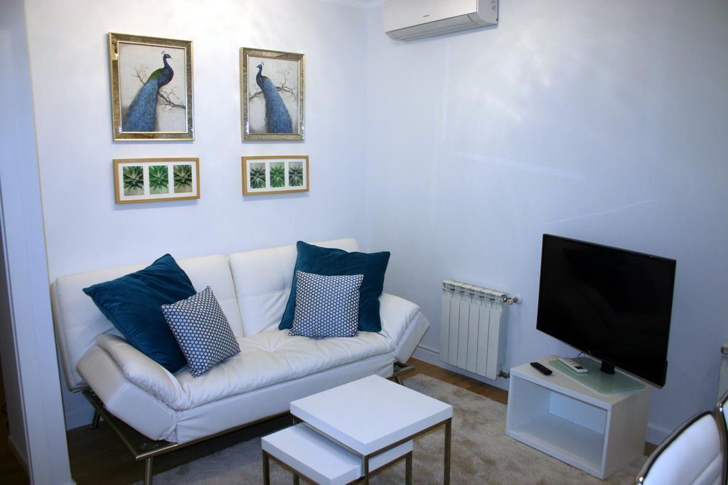 Apartament Reina Sofia Acogedor Madryt Zewnętrze zdjęcie